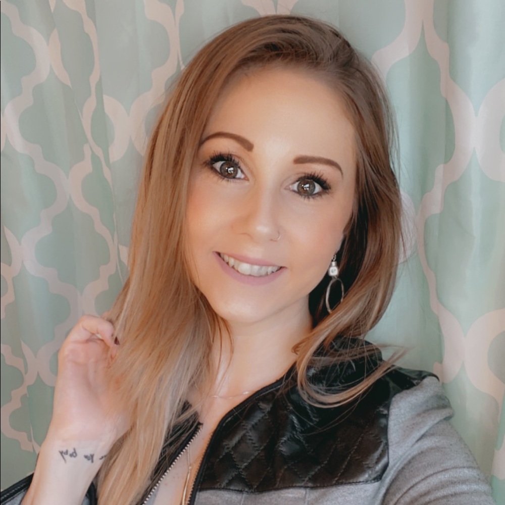 Meet your Posher, Jennifer